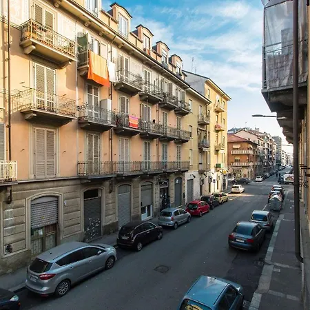 Piazza Statuto Comfortable Apartment Turin